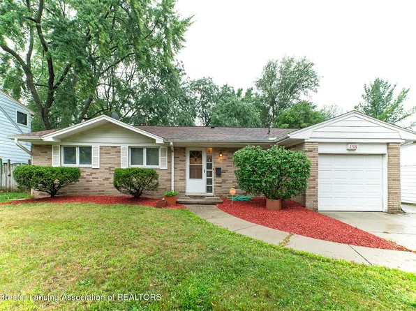 2706 Montego Dr, Lansing, MI 48912