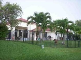2666 Nelson Ct, Weston, FL 33332