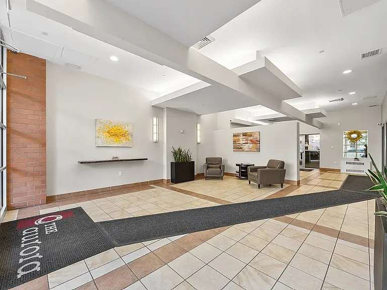 837 Washington Ave #4J — Photo 8