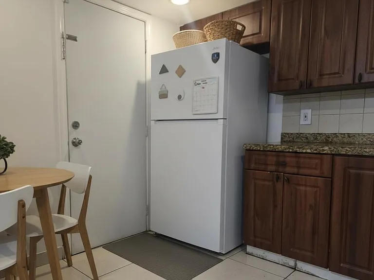 1201 SW 52nd Ave #202-2 — Photo 13