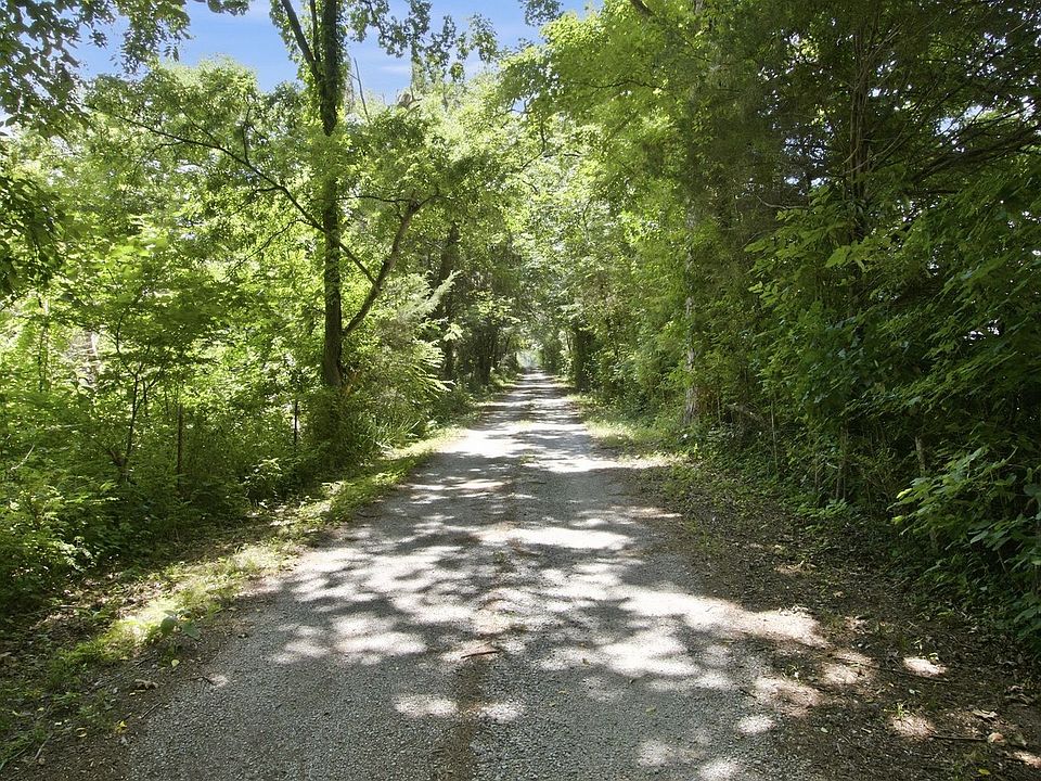 1st image of 148 Wade Jennings Rd