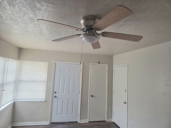 5th image of 2807 SW 61st St