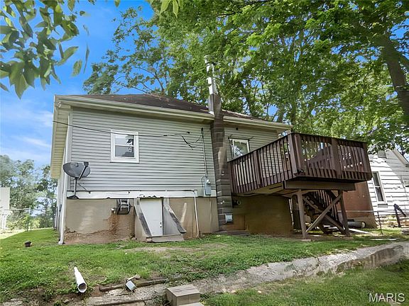4th image of 412 1st St