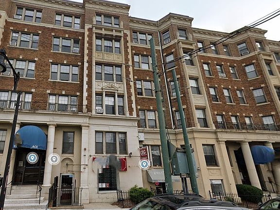 5th image of 371 Chestnut Hill Ave #21