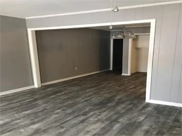 309 Mildred St #B, Conway, AR 72034