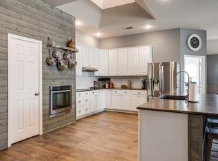 1650 Knoll Ridge Cir, Corinth, TX 76210