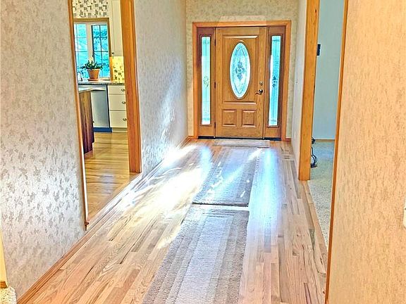 2nd image of 6110 Tigertail Dr SW