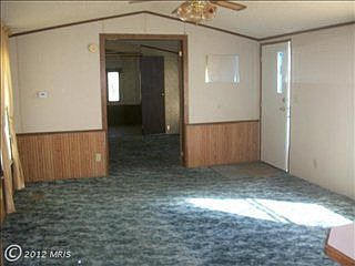 4th image of 225 Golf Dr