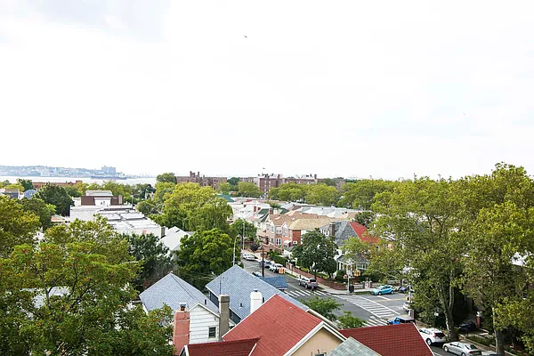 Sold by Calabrese Real Estate | media 2