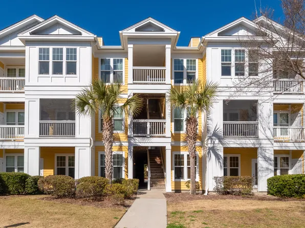 2111 Chatelain Way, Mount Pleasant, SC 29464