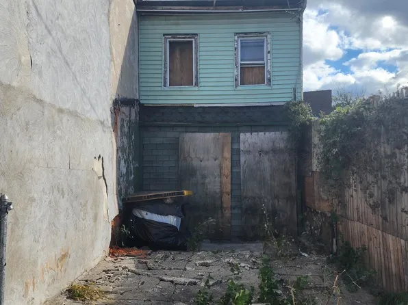 3619 Richmond St, Philadelphia, PA 19134