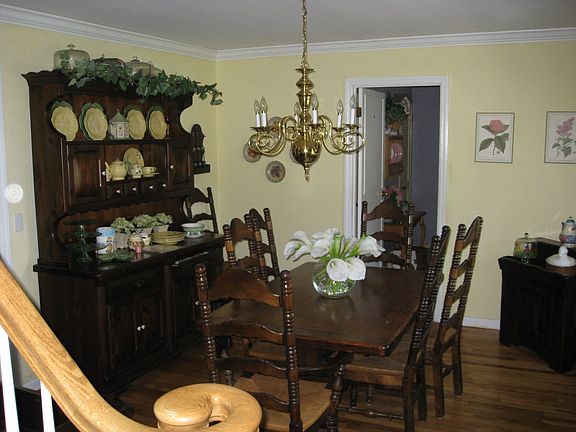 4th image of 115 Deer Lake Dr