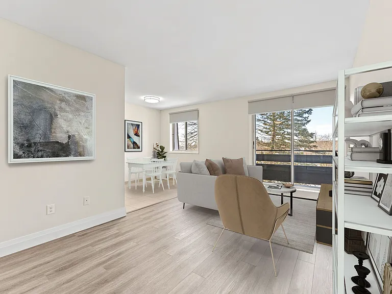 72 Devonshire Ave — Photo 3