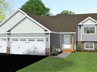 1105 Rolling Hills Dr NW, Montgomery, MN 56069