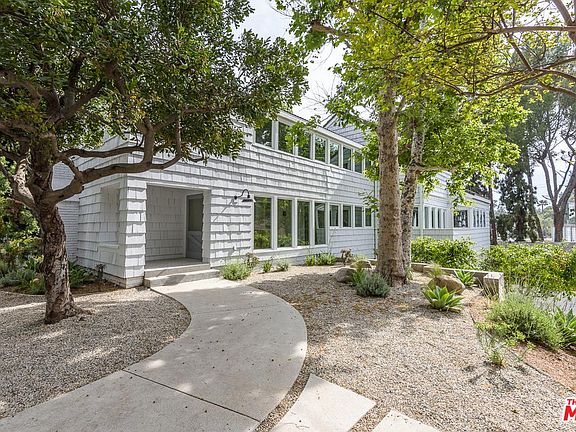 5th image of 11398 Thurston Cir
