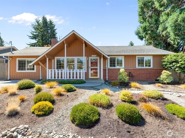 7110 192nd Place SW, Lynnwood, WA 98036