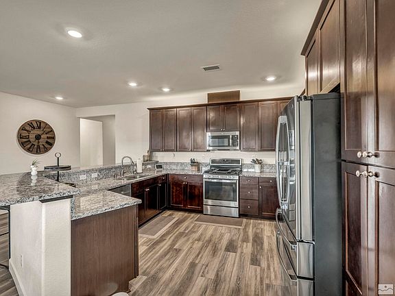 4th image of 1298 Bismark Peak Dr