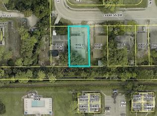 1566 Cypress Dr, Fort Myers, FL 33907