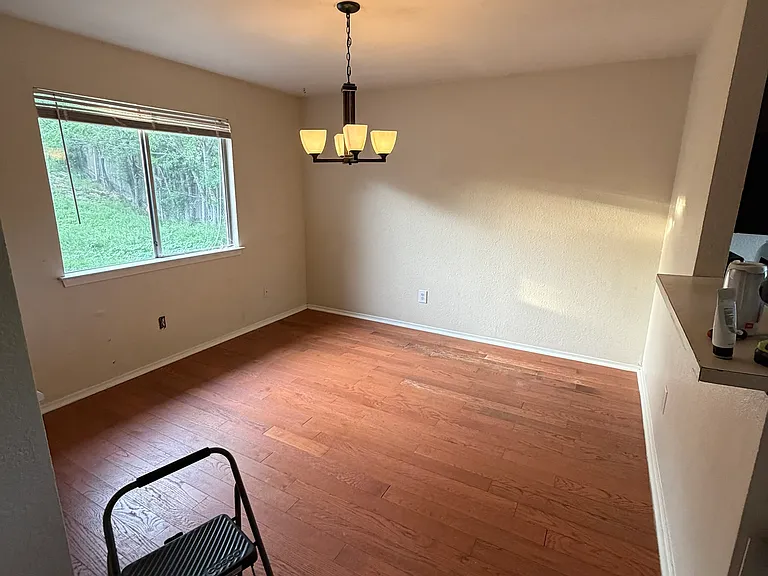 7706 Fenton Cv — Photo 6
