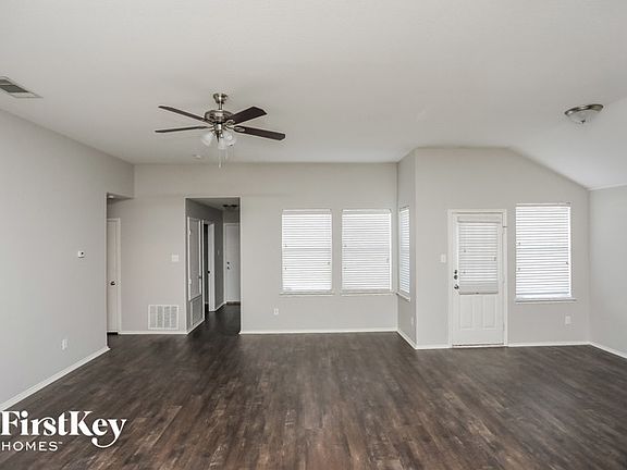 3rd image of 217 Jennie Marie Cir
