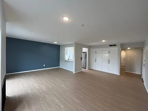 Floor plan 218