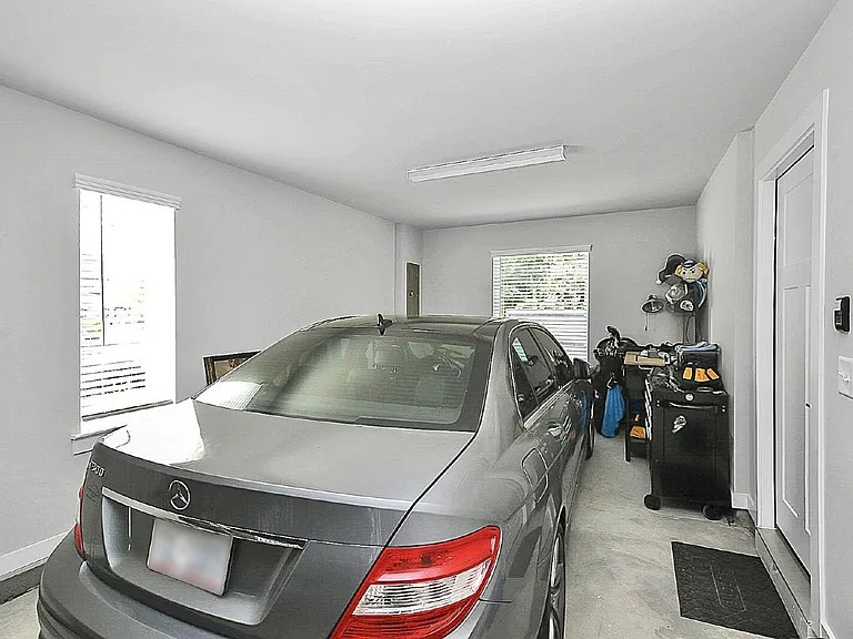 1103 Shuman View Ct — Photo 30
