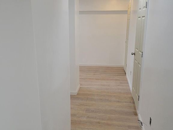 3rd image of 645 S 7th Ave #3