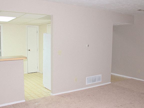 3rd image of 2465 Cross Village Dr