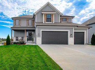 2023 SW Farm Field Ln, Lees Summit, MO 64082