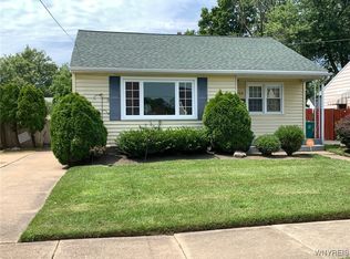 228 68th St, Niagara Falls, NY 14304