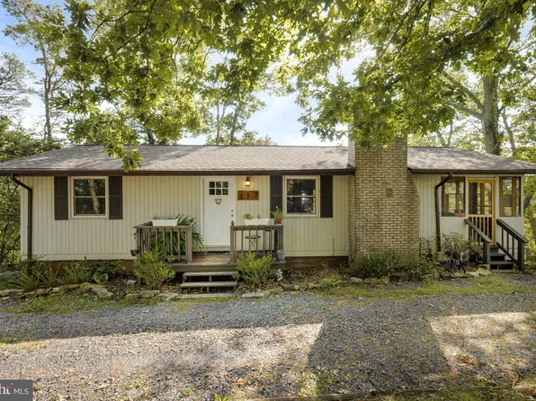 217 Pheasant Dr, Basye, VA 22810