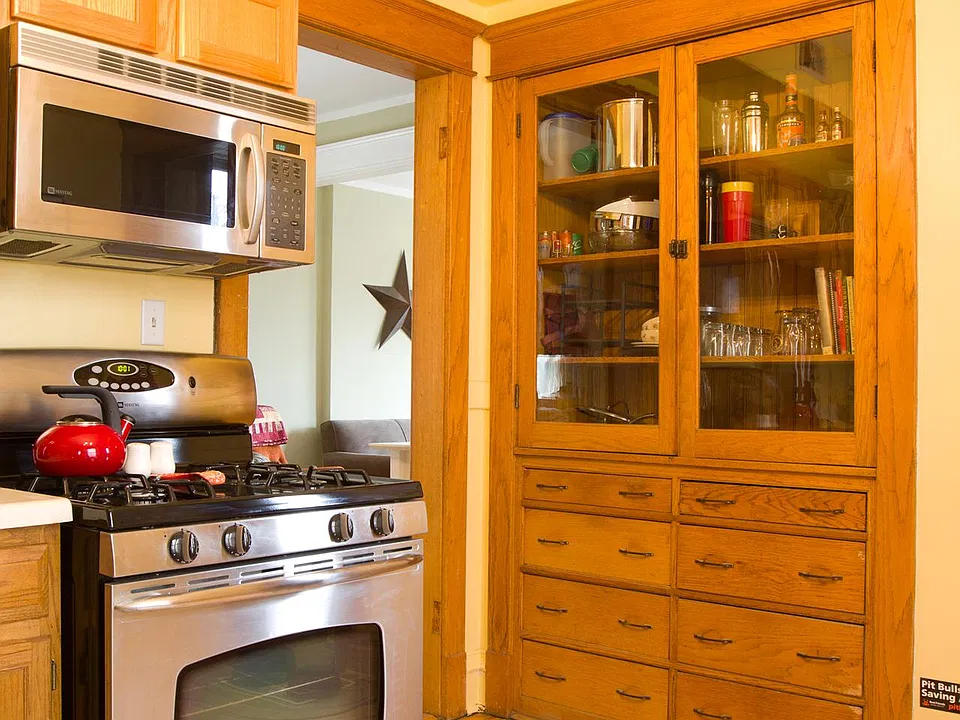 Kitchen with built-in hutch
