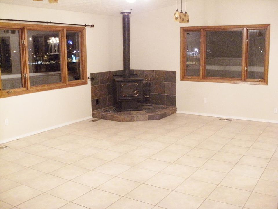 Living room & wood stove