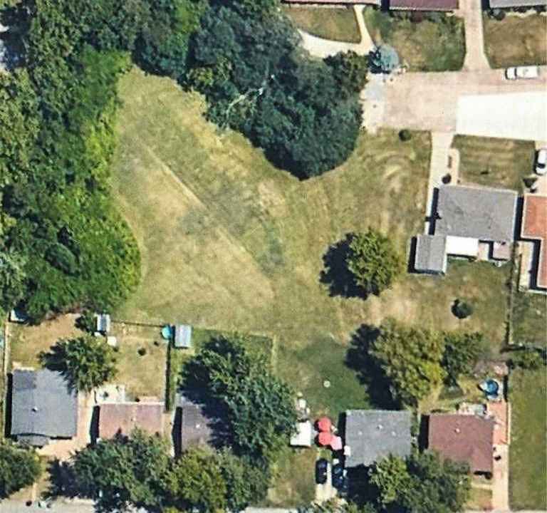 2nd image of 4657 Hamburg Ave