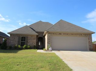 145 Greenfield Ridge Dr, Brandon, MS 39042