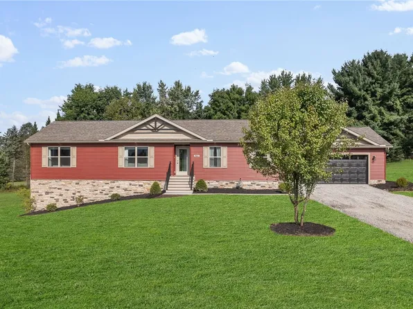961 Sunset Dr, Butler, PA 16001