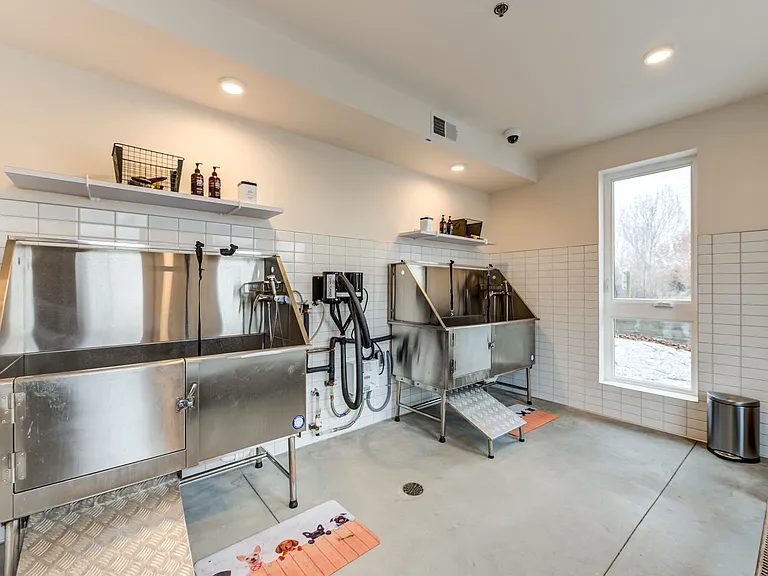 The Clara Apartments — Photo 18