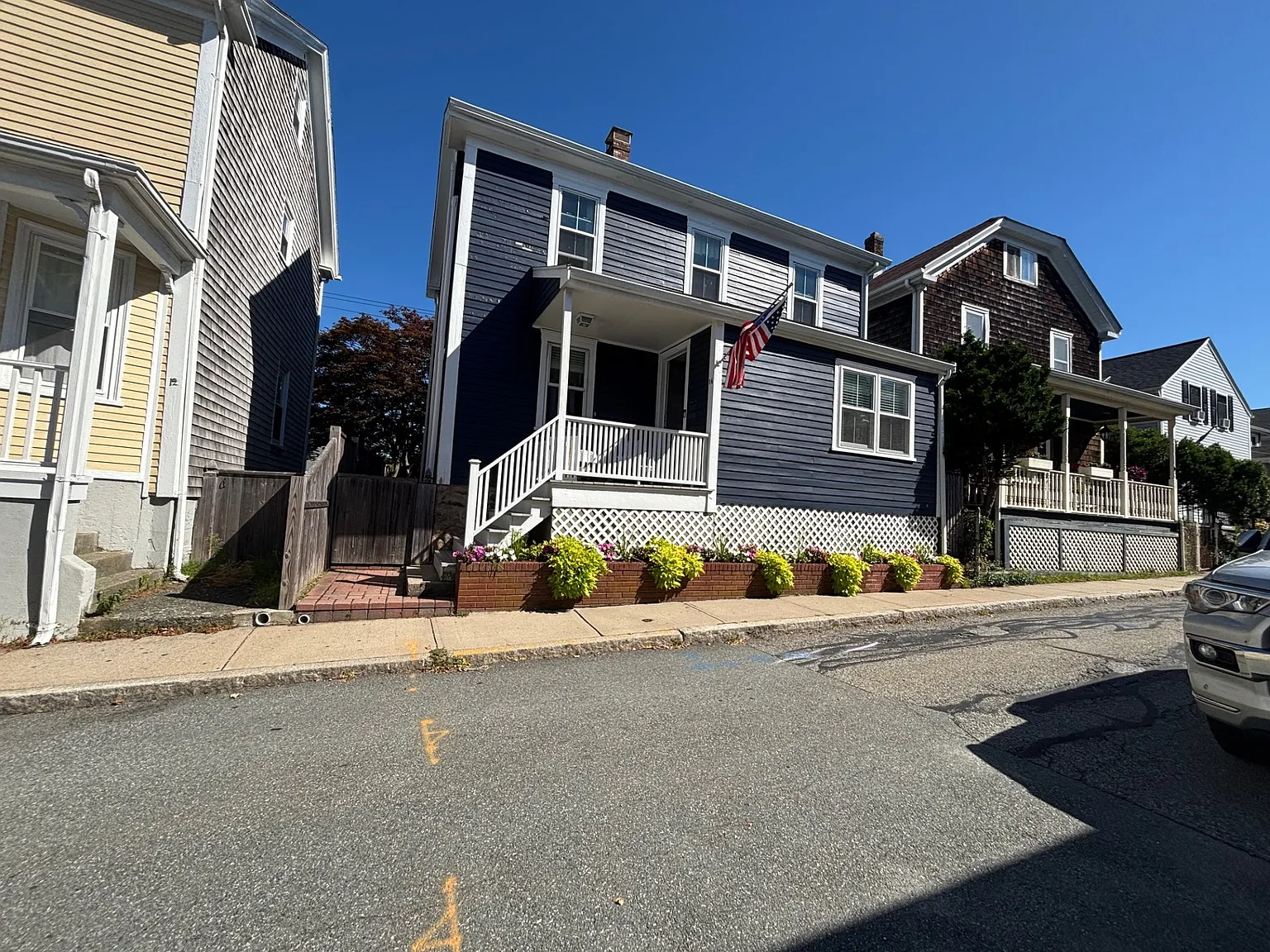 14 Dixon St — Photo 2