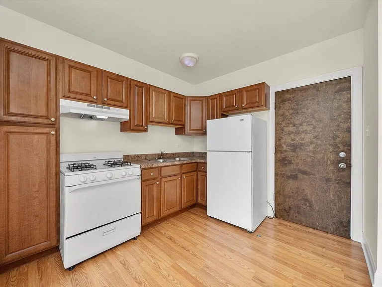 2600 Kimball LLC — Photo 55
