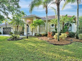 9930 NW 60th Pl, Parkland, FL 33076