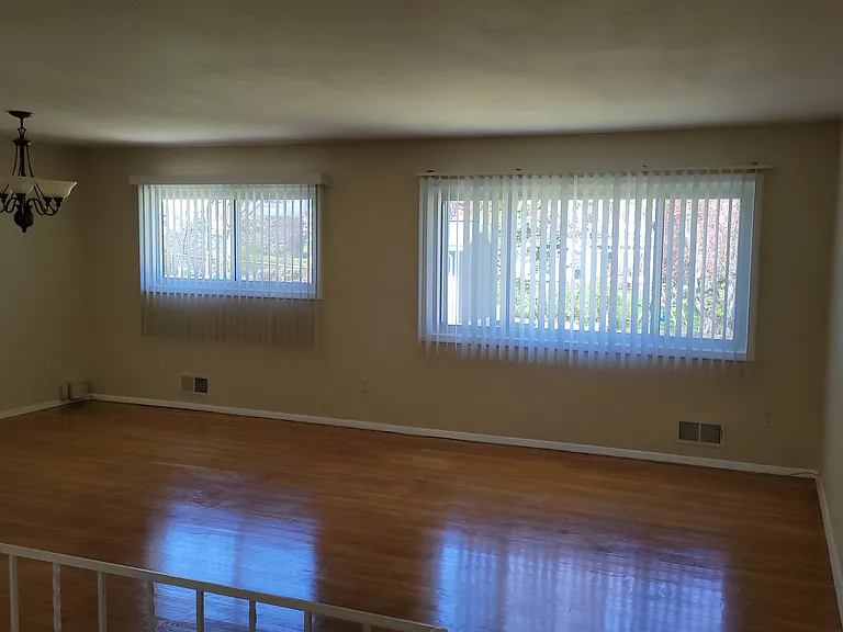 7425 Bee Bee Dr — Photo 8