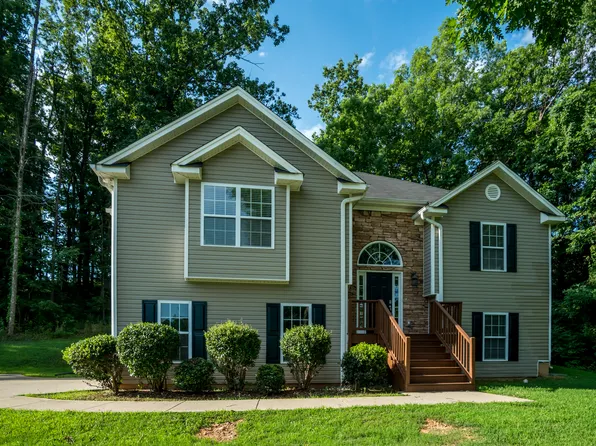 18 Lenox Dr, Cartersville, GA 30121