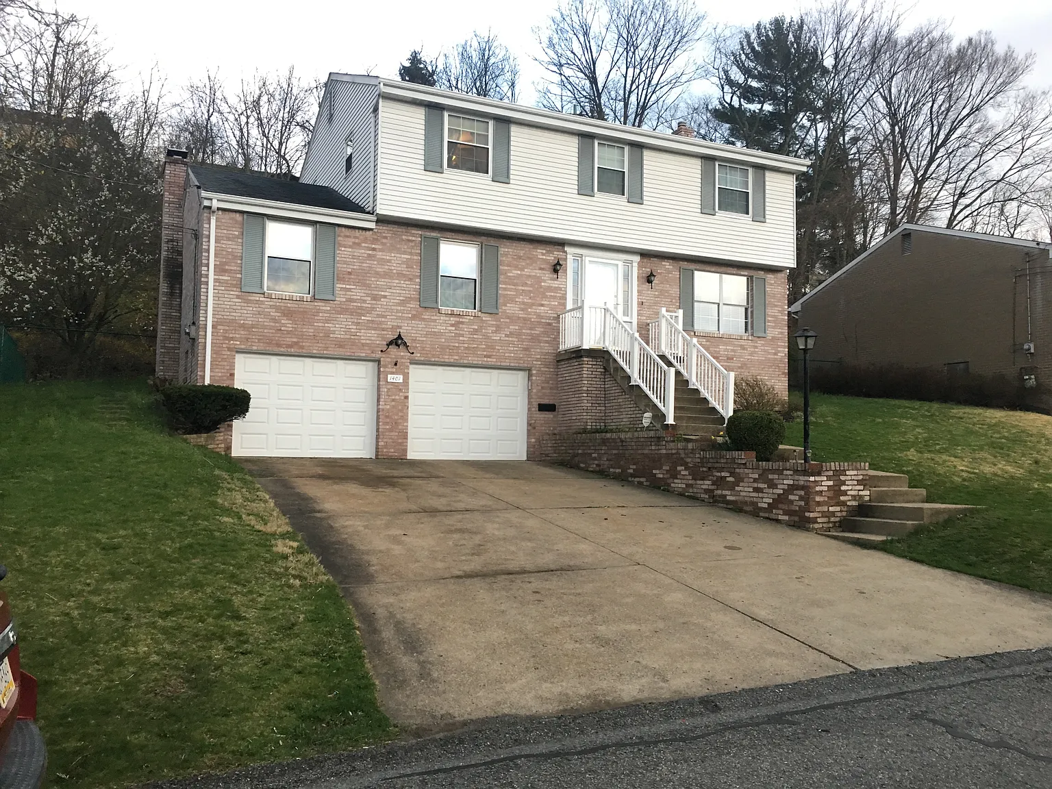 1401 Great Oak Dr photo 1