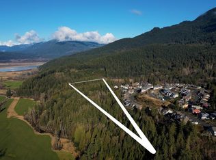 1840 Woodside Blvd, Kent, BC V0M 1A1