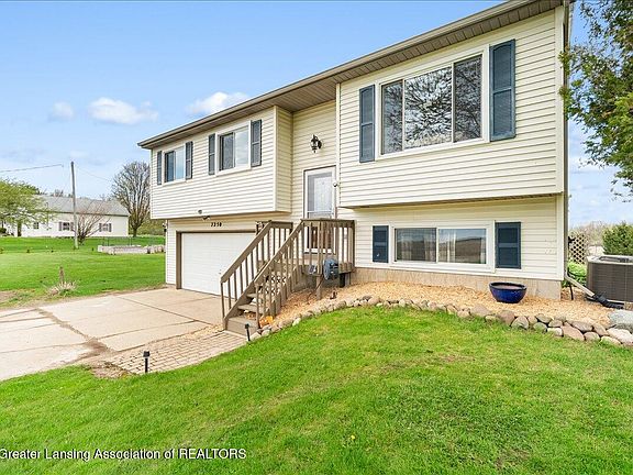 2nd image of 7250 Oneida Rd
