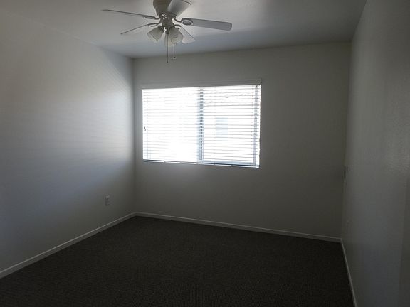 4th image of 587 E Harvard Blvd APT 204