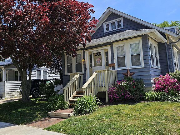 2nd image of 216 Marlin Rd