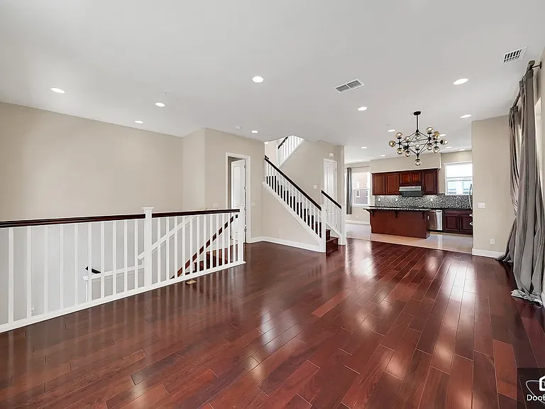 73 Paterson Pl — Photo 6