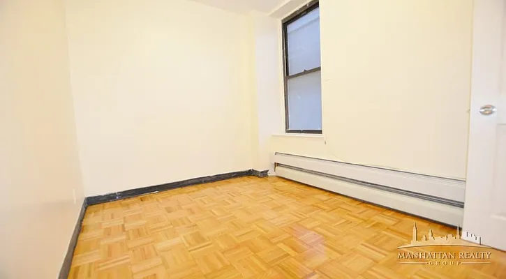 Rented by Manhattan Realty Group | media 5