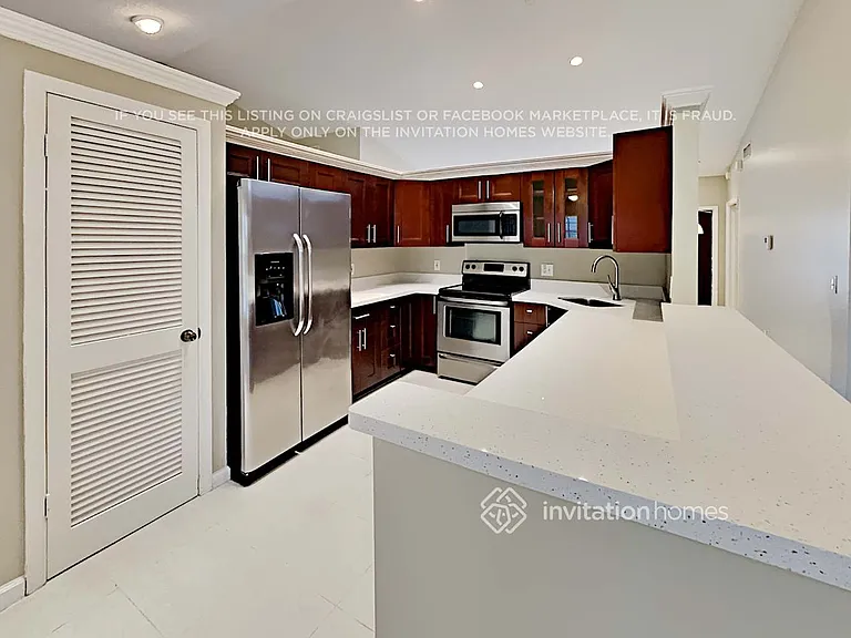 13838 Elder Ct — Photo 8